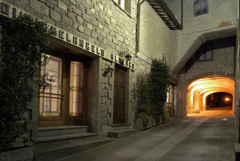 Buca Di Michelangelo Caprese Michelangelo Exterior foto